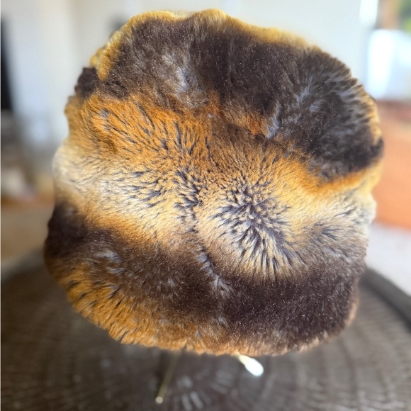 Vintage oversized slouchy fit Faux Fur bucket style  Hat in yellow and Brown - Picture 1 of 8